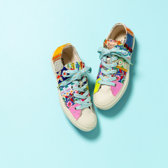 Mariella / Size 24.5cm 靴職人のリメイクスニーカー インド刺繍リボン