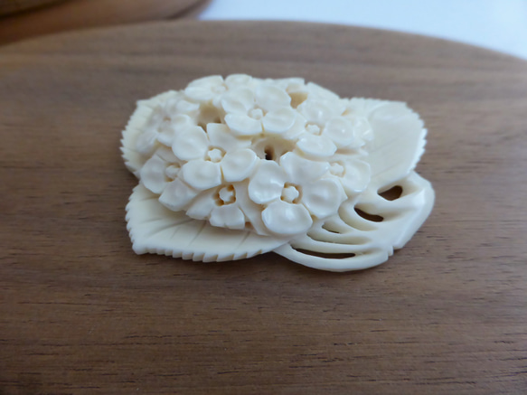 本象牙　アイボリーカービング　ナンタケットバスケット用オーナメント「紫陽花/アジサイ」(Ⅳ) 紫陽花/アジサイ