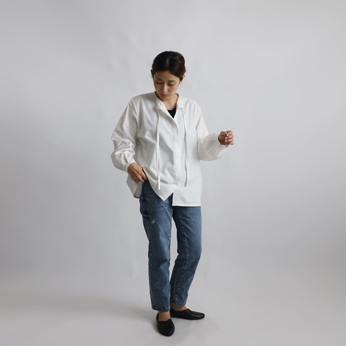最終お値下♡美品 ✨️ 45rpm綿100%白ブラウス　羽織り前開リボン紐 ラスト3最終SALEギマ擬麻コットン 細リボン ブラウス 隠しボタン