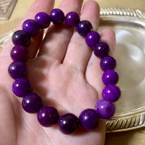 スギライト10mm玉ブレスレット世界三大ヒーリングストーン腕周り約15