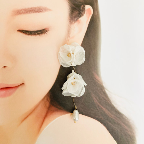 No.398 ハンドメイド　シフォン　フラワー　パールピアス　イヤリング No.398 ハンドメイド シフォン フラワー パールピアス イヤリング No