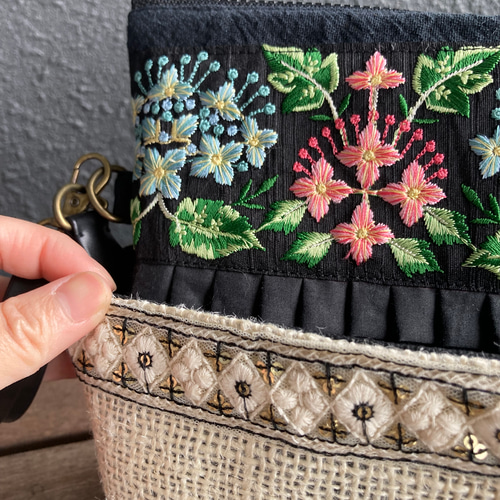 紫陽花インド刺繍リボン ジュード生地の2wayバッグ ティッシュケース 