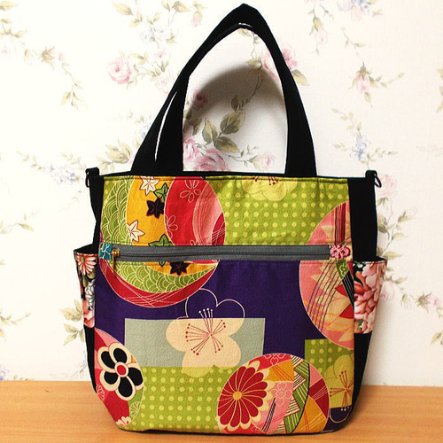 パッチワーク、サイドポケット付き2wayトートバック パッチワークサイドポケット付き2wayトートバック 【公式通販】