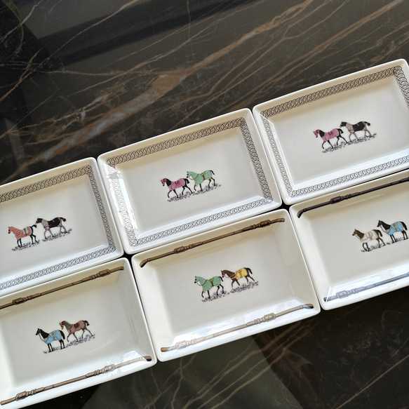 【新品/未使用】ポーセラーツ/馬柄プレート６点セット 新品/未使用】ポーセラーツ/馬柄プレート6点セット 長皿 amica 通販