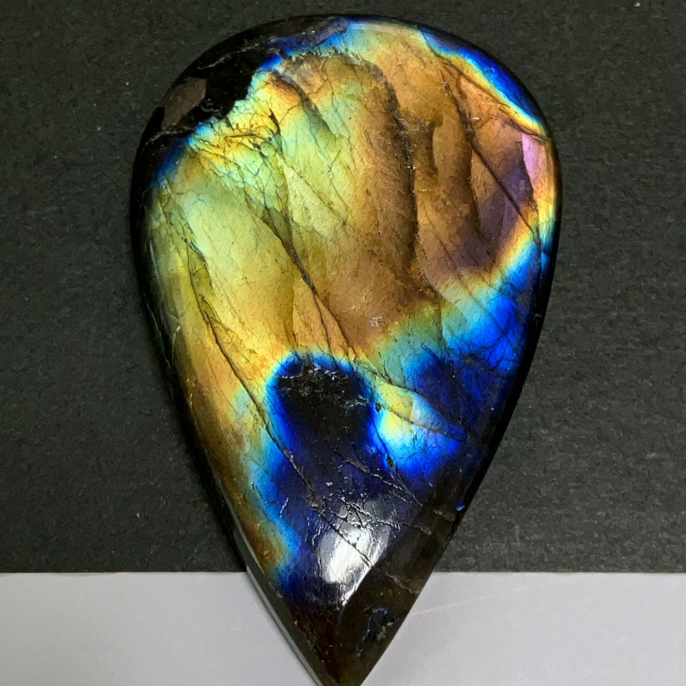 マルチカラーラブラドライト[730] 54x33mm 94Cts 天然石 ／ ルース