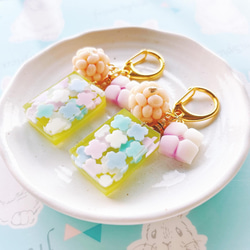 若鮎と春爛漫和菓子の根付ストラップ フェイクスイーツ 樹脂粘土