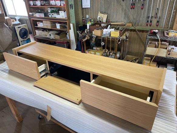 壁掛け　150センチ　フロートテレビボード　天然木突き板　オイル仕上げ　オーク　ウォールナット　ブラックチェリー イメージ違い