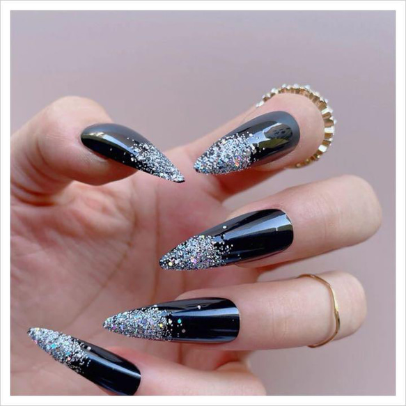 N392》既成ネイルチップ24枚セット 黒 ブラック 成人式 ギャル  