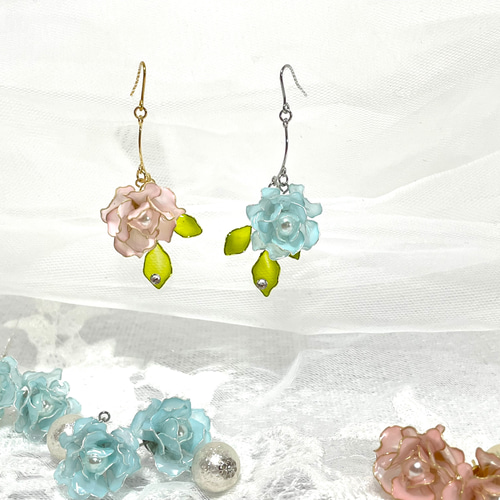 薔薇のピアス ～ディップアート～ アメリカンフラワー バラの
