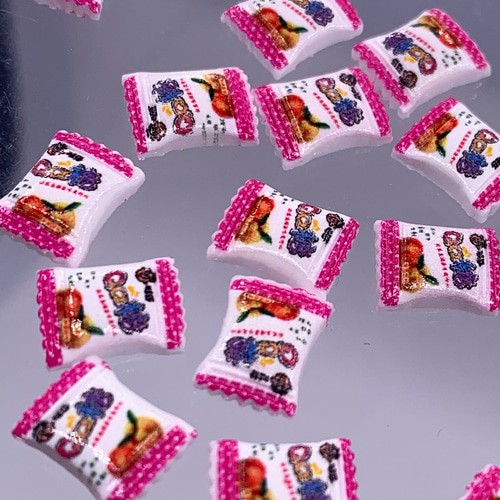 ネイルパーツ お菓子 11mm 混色 ミックス ピンク 50個 食べ物