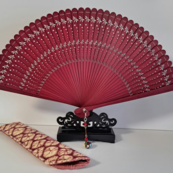 花と竹のデザインの扇子 3ea3d775dca12336829b63c75b478e