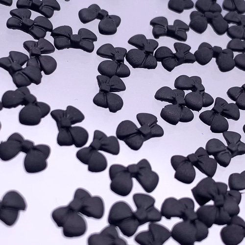 商品説明必読!!りぼんネイルパーツ❤︎黒 ネイルパーツ リボン 黒 7mm 艶消し 50個 ミニ 3D 立体 蝶々結び