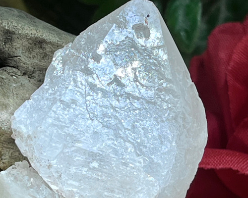 エッチドクォーツ　モリオン　黒水晶　原石　ラフストーン 蝕像水晶 ファントム モリオン 涅槃水晶 エッチドクォーツ 黒水晶 山入り