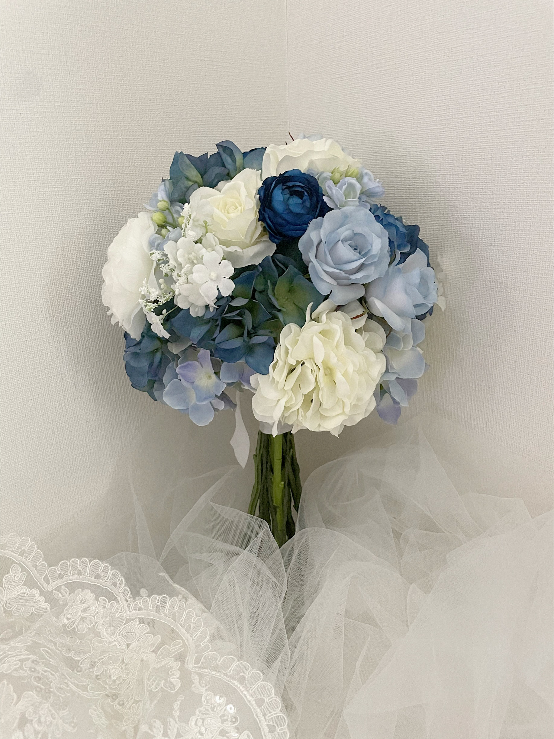 紫陽花、薔薇、サムシングブルーブーケ、ウェディングブーケ、ブルーのブーケ、アーティフィシャルフラワーブーケ、造花ブーケ 16,000円