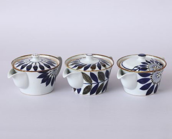 【波佐見焼　ポット】ポット　ブルーフラワー 4枚目の画像