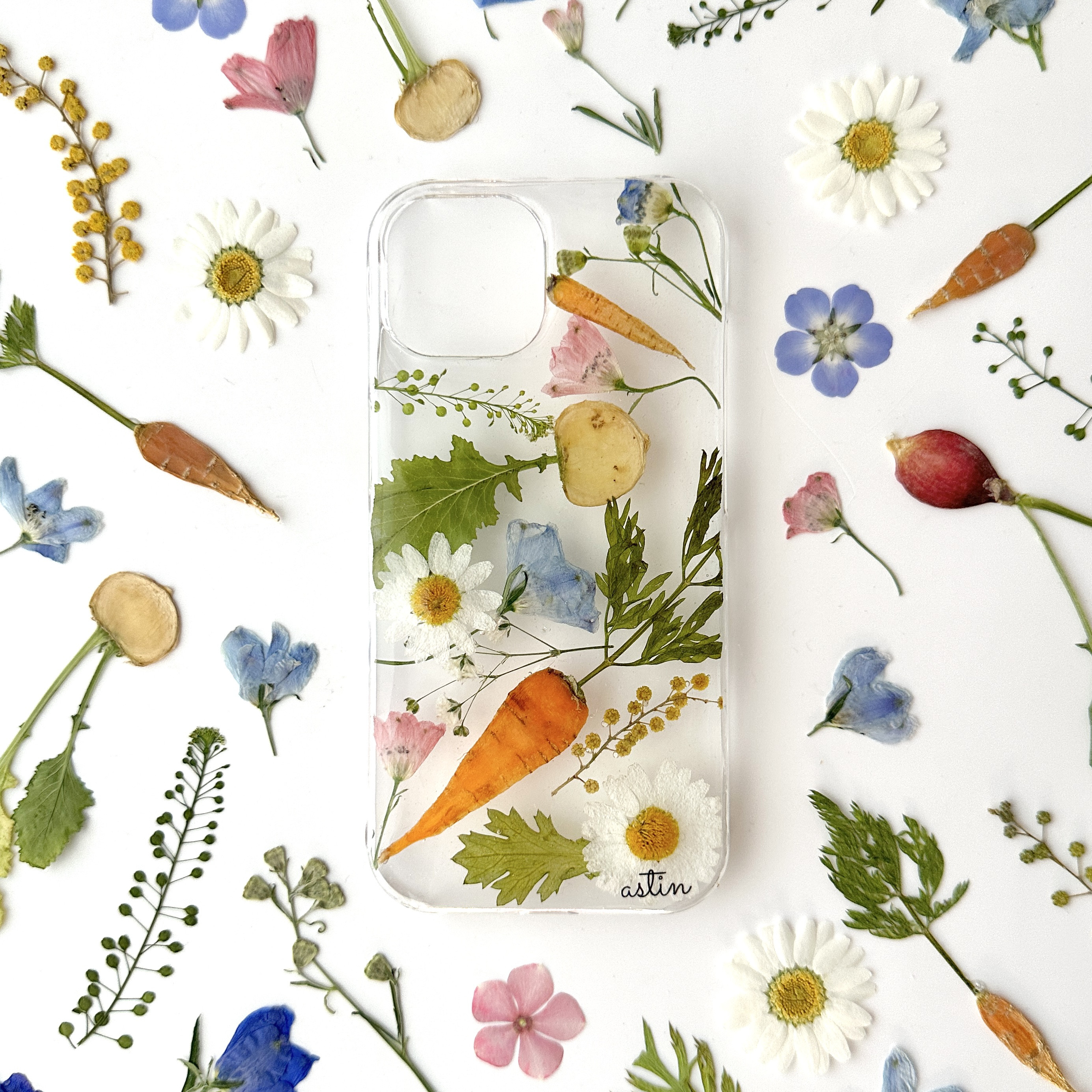 87i.湖水地方 の iPhoneケース