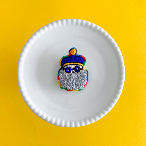 カラフルおじさん 刺繍ブローチ ブローチ いちはちや 通販 17859651  