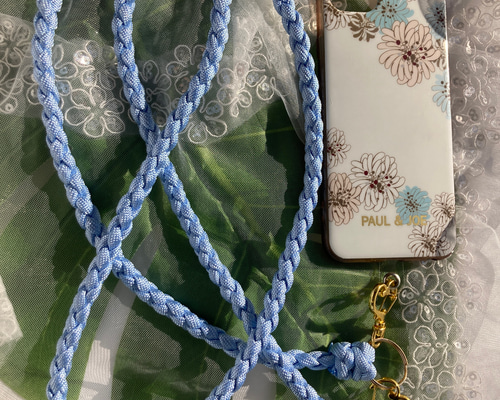 専用☘パラコードショルダーストラップ４本／リフレクティブ＋ラメ仕様 完成品 スマホ•ショルダー パラコード 四つ編み スカイブルー