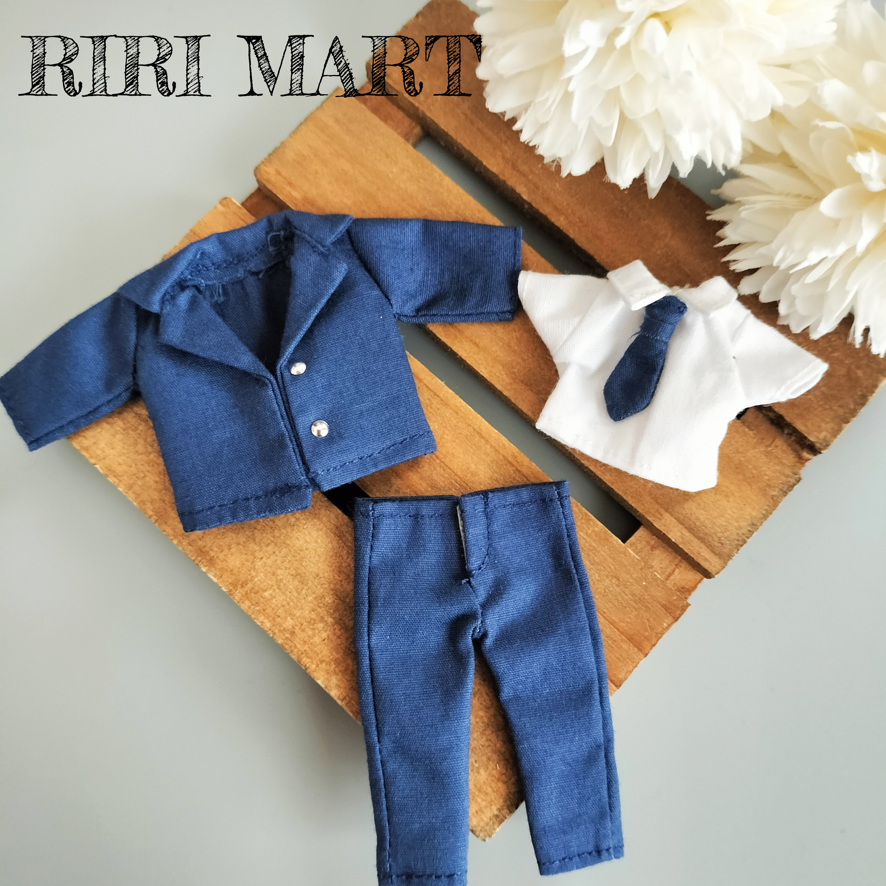 ① オビツ11 ディーラー様製 スーツ オビツ11 服 スーツ [一つのセットは4つで、分解しません