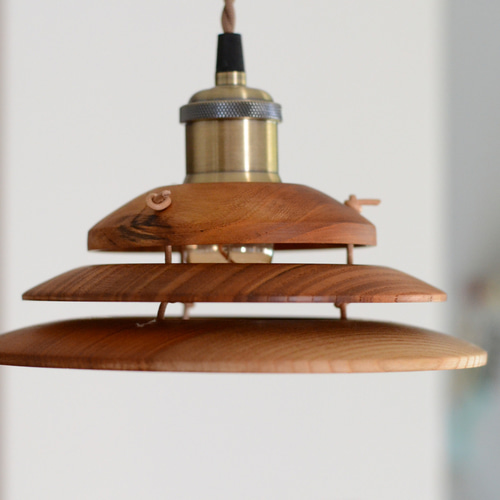 3段重ねのペンダントライト、シェードΦ220 #0130 シーリングライト