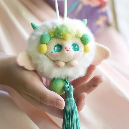 ☆様　うさぎ羊毛フェルトお手手付き Amazon.co.jp: 羊毛フェルトキット 初心者 ウサギ かわいい フェルト