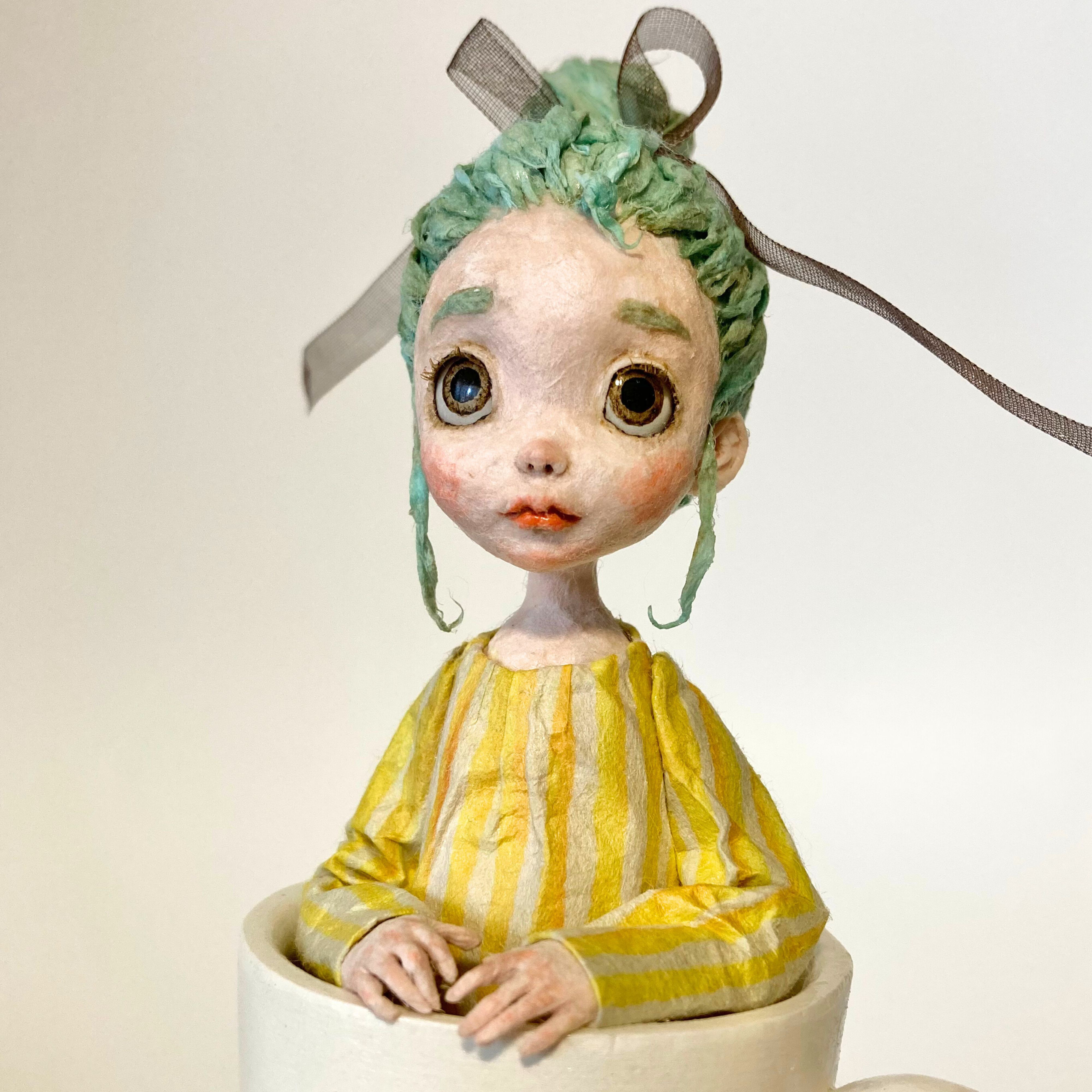 トーテムポール風の和紙人形　『tea cup puu DOLL［B］』