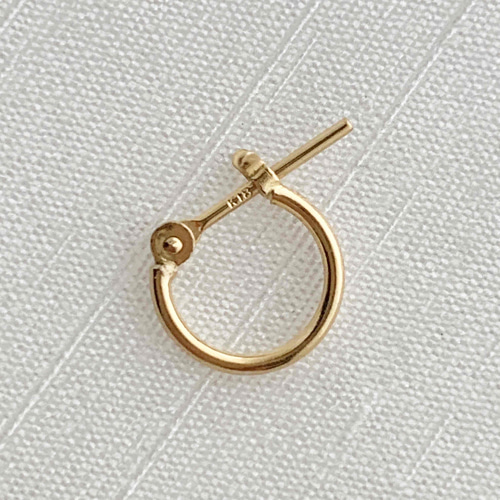 再入荷!18金【1×8mm 定番フープピアス】イエローゴールド K18 再入荷!18金【1×8mm 定番フープピアス】イエローゴールド K18