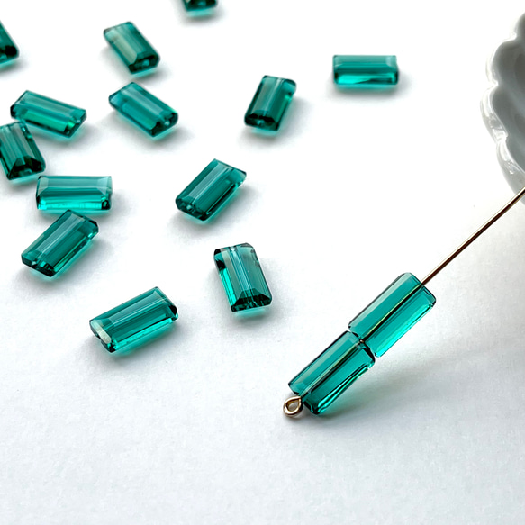 6個】ガラスビーズ＊長方形＊ダークエメラルドグリーン ビーズ Craft