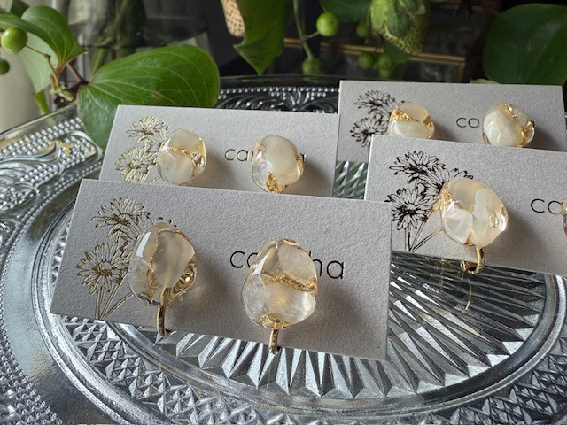 わたしに戻る、月のやさしさ。ホワイトムーンストーン・一粒