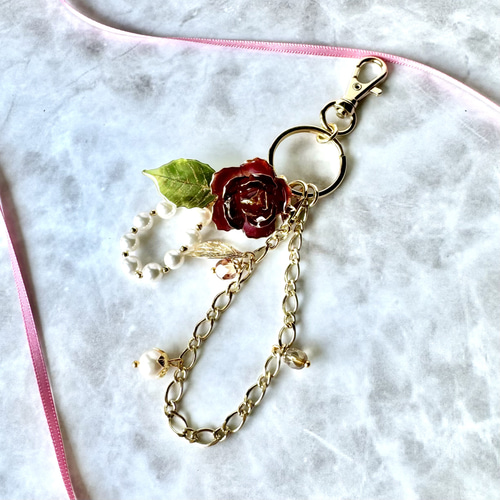 2WAYで使える 上品で可愛いローズのバッグチャーム 【受注制作】 バラ