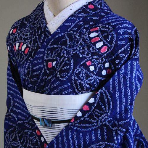 ◇現代 有松鳴海絞 浴衣◇【濃紺紺桃】手毬柄がエキゾチックな