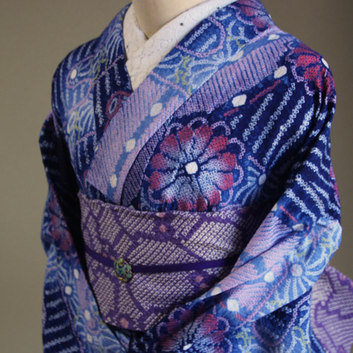 ◇現代 有松鳴海絞 浴衣◇【濃紺 他】雨にけぶる花絵巻 幻想的な雰囲気