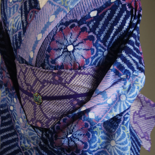 ◇現代 有松鳴海絞 浴衣◇【濃紺 他】雨にけぶる花絵巻 幻想的な雰囲気