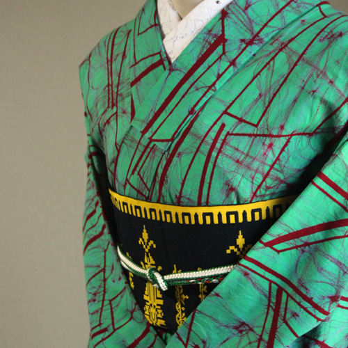 木綿染浴衣 緑と赤の氷割れ模様がサイケデリックで個性的 お袖長め