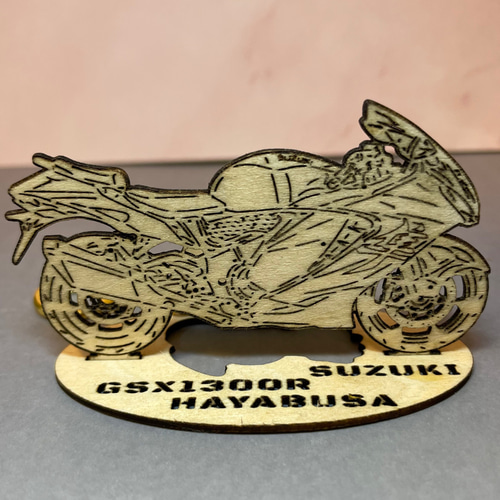 SUZUKI アクリルスタンド 復活】人気すぎて完売の『鈴木俊宏社長のアクスタ』が再臨