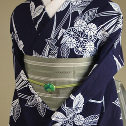 手染め藍染　型染浴衣　濃紺　山アジサイに菖蒲の葉が夏に清涼を誘う　お袖長め　裄67.5ｃｍ　木綿 5枚目の画像