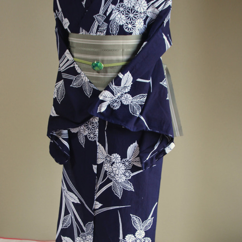 手染め藍染 型染浴衣 濃紺 山アジサイに菖蒲の葉が夏に清涼を