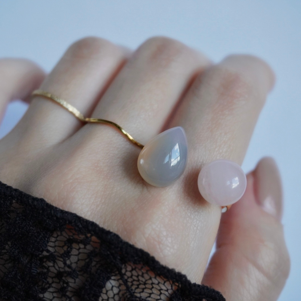 【桃色×グレー】世界に一つだけの天然石／フォークリング／ローズクォーツ×グレーオニキス／指輪／送料無料