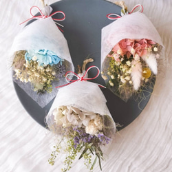 受注制作】 幸せ降り注ぐ 馬蹄型（ホースシュー）リース 生花 玄関