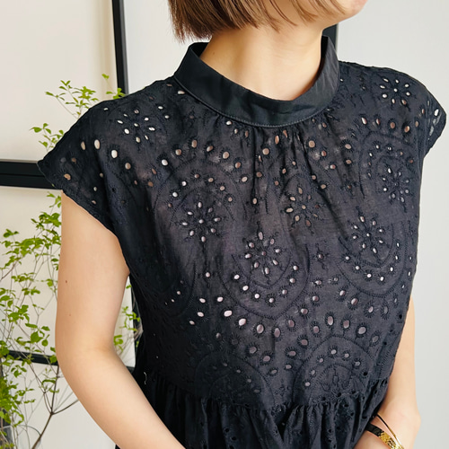 お値下げ トップス 黒レース SHOO・LA・RUE｜大人の可愛さを引き出す お袖レーストップス