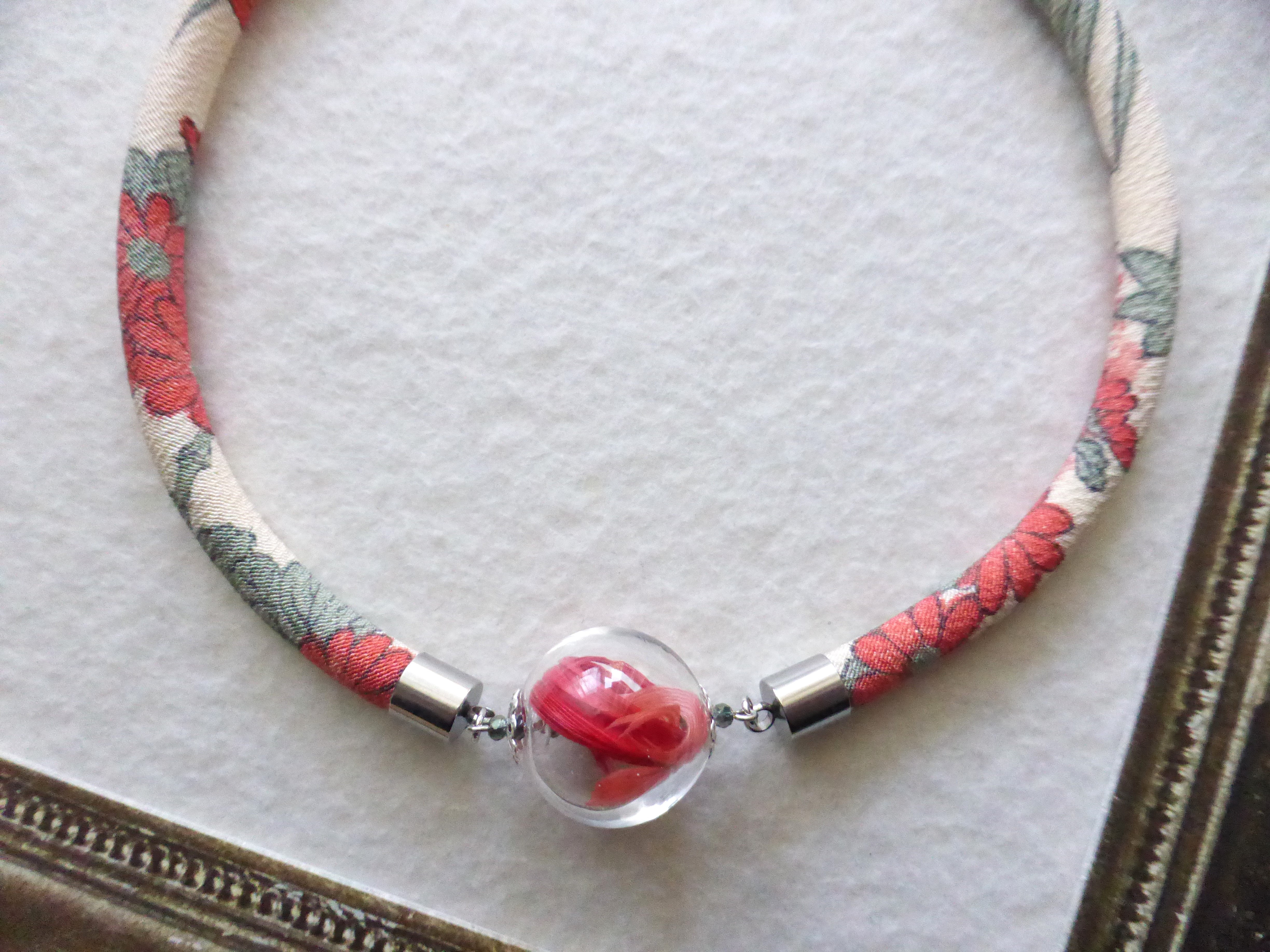 レトロ着物とベネチアンガラスと羽根のチョーカー 20179