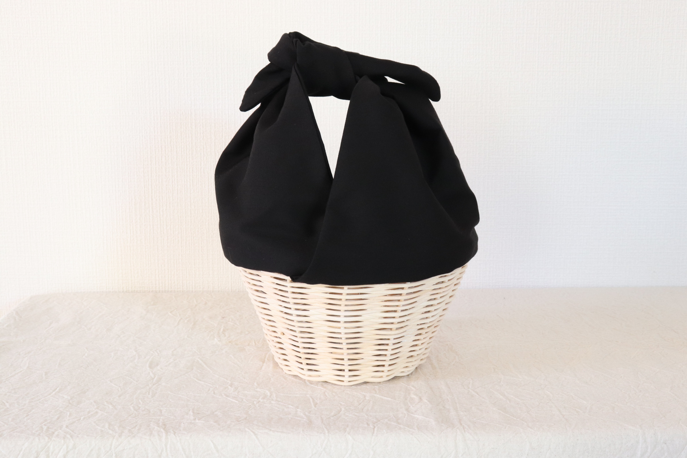 ラタン✳︎お結びかごバッグ✳︎３色展開