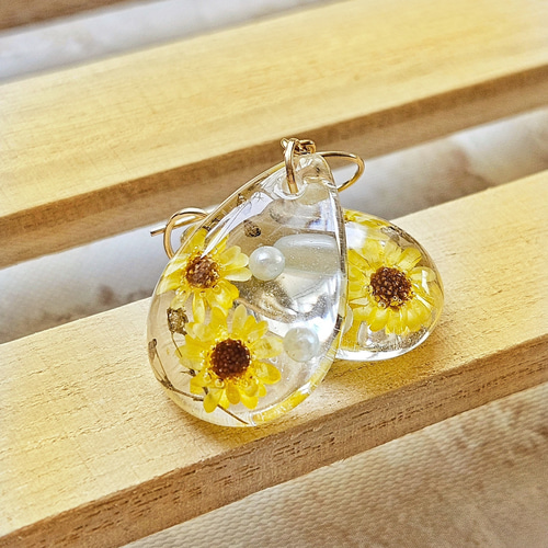 ひまわりのしずくピアス・イヤリングmarry.c's