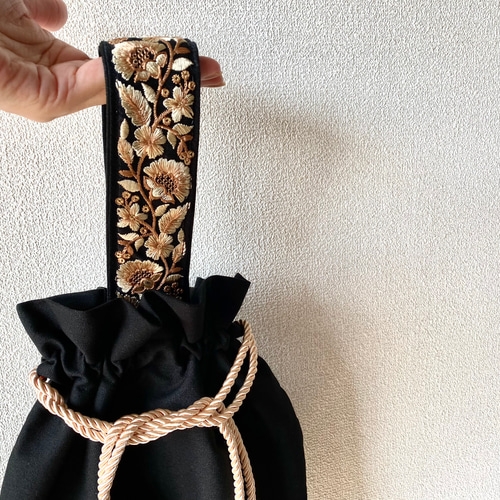 YONE 刺繍りぼんのワンハンドルバッグ インド刺繍 巾着バッグ 卒業式 