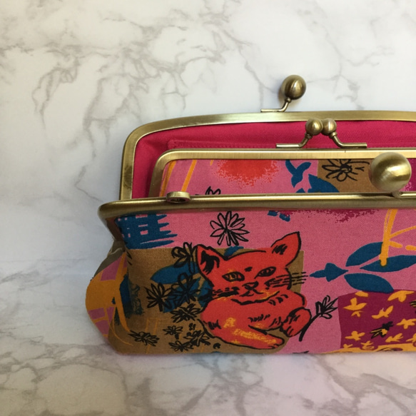 猫 イギリス リバティ 財布 ピンク グレー がま口財布 長財布 アーガイル 最大