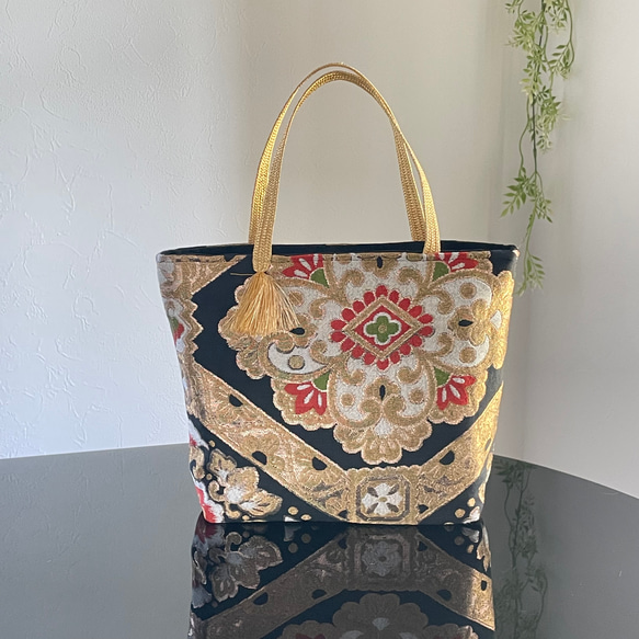 帯リメイクショルダーバッグ 黒 光沢花 ショルダーバッグ