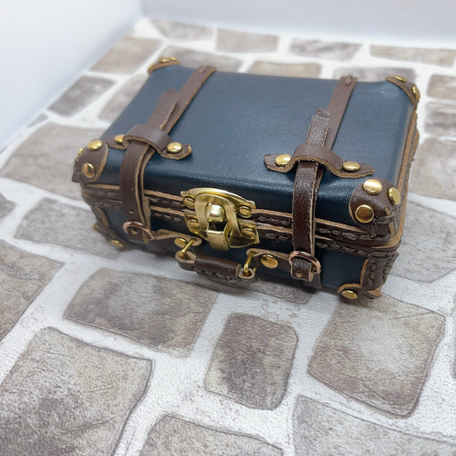 アンティークドール トランク ドール トランク - メルカリ