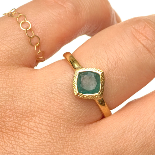 青緑色が美しいグランディディエライトK10粒々ミル打ちシルバーリング10号 グランディディエライト第1弾 ラウンドリング 指輪 レディース