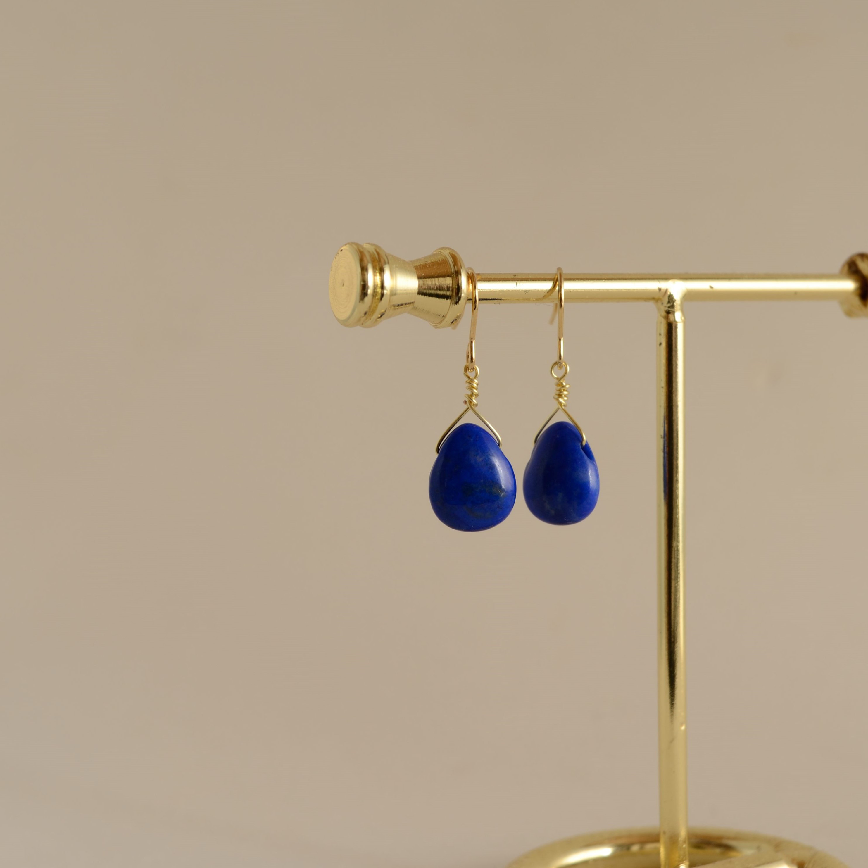 K18ラピスラズリ　雫のピアス【幸せ】