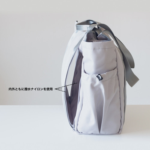 母の日］10ポケットトートバッグ 撥水加工リサイクルナイロン